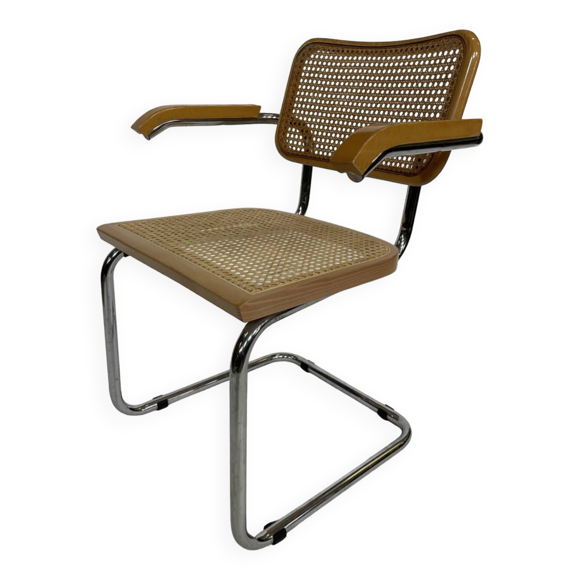 Cesca chair B64 with armrests by Marcel Breuer Design