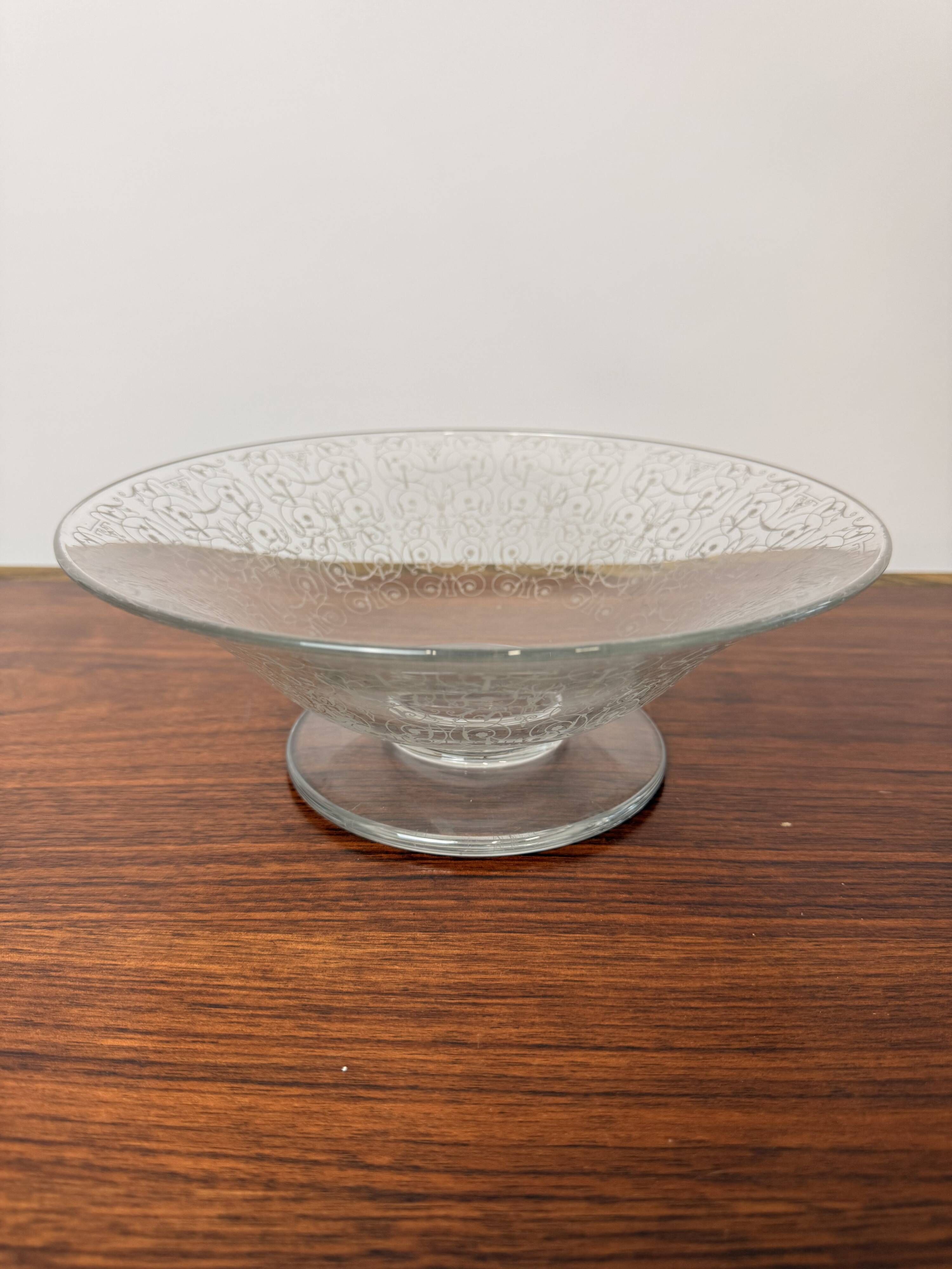 Baccarat footed bowl model Michelangelo – Antique engraved crystal
