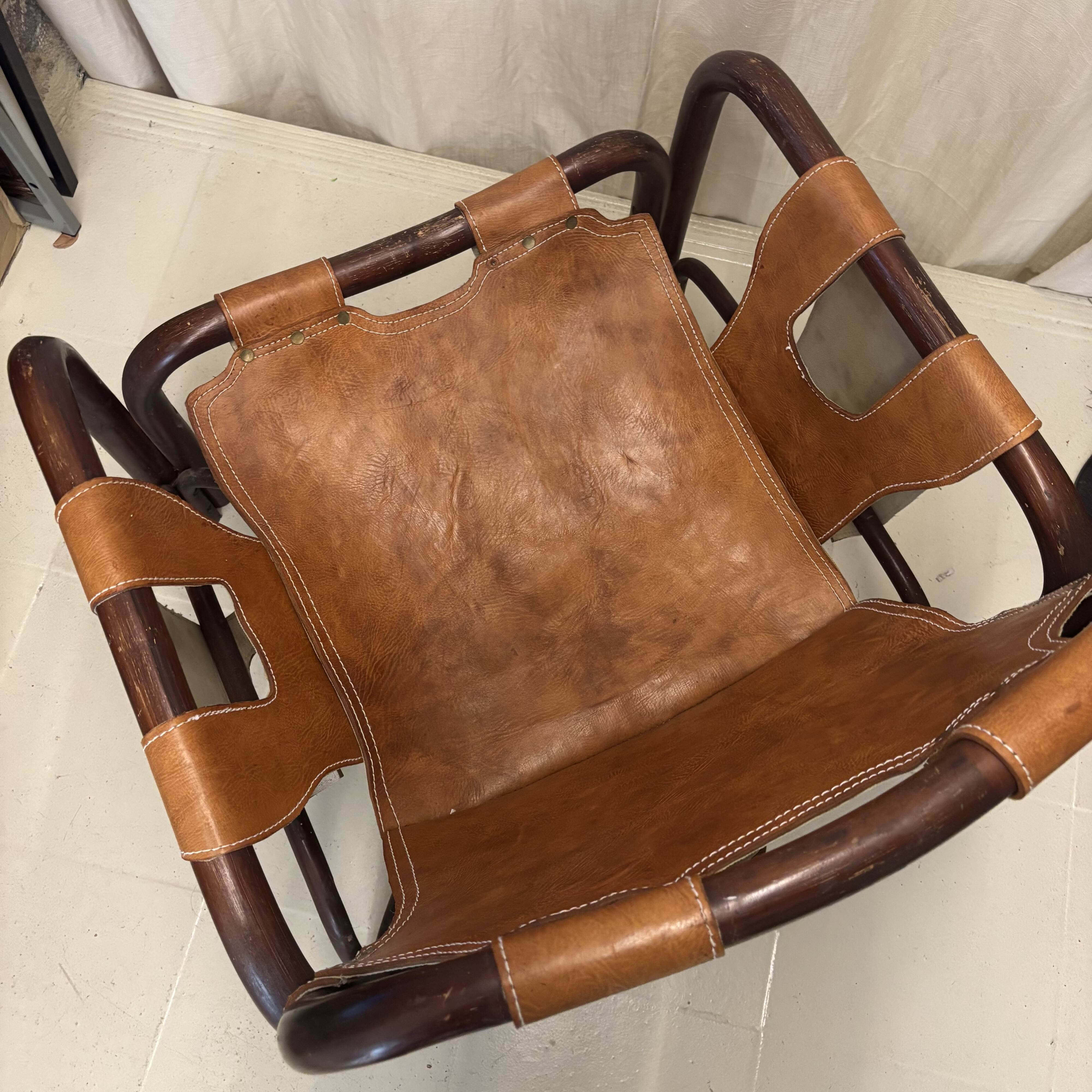 Paire de fauteuils en cuir et bambou Tito Agnoli