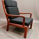 Fauteuil et son ottoman teck design scandinave 1950