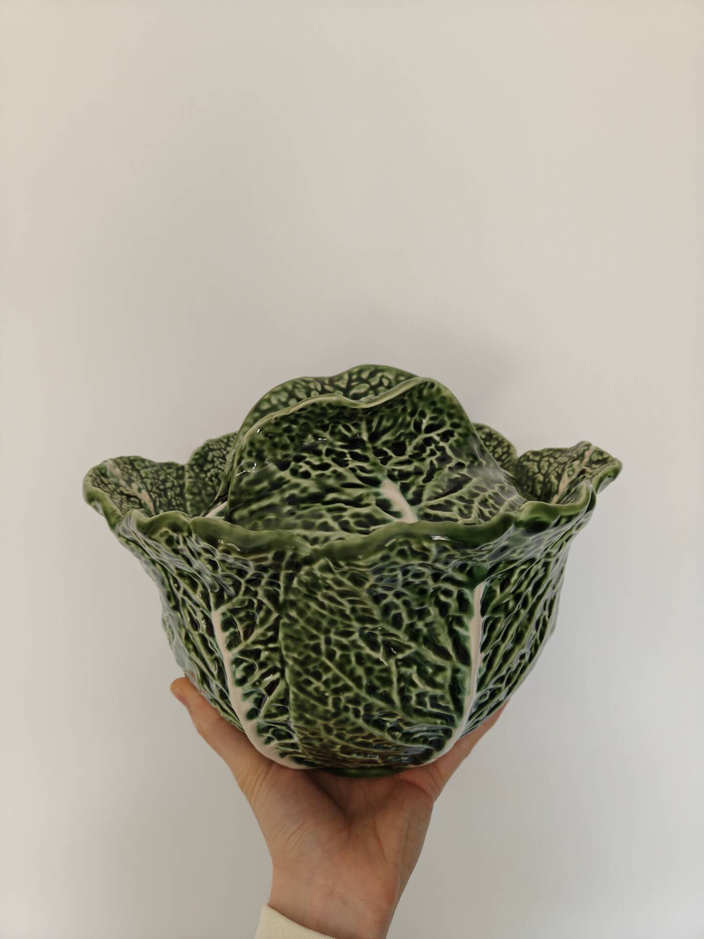 Chou soup tureen