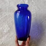 Glass vase