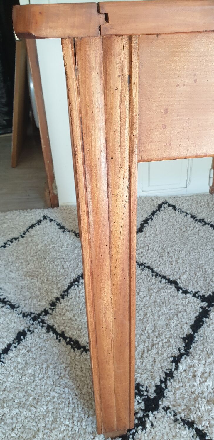 Art deco dining table