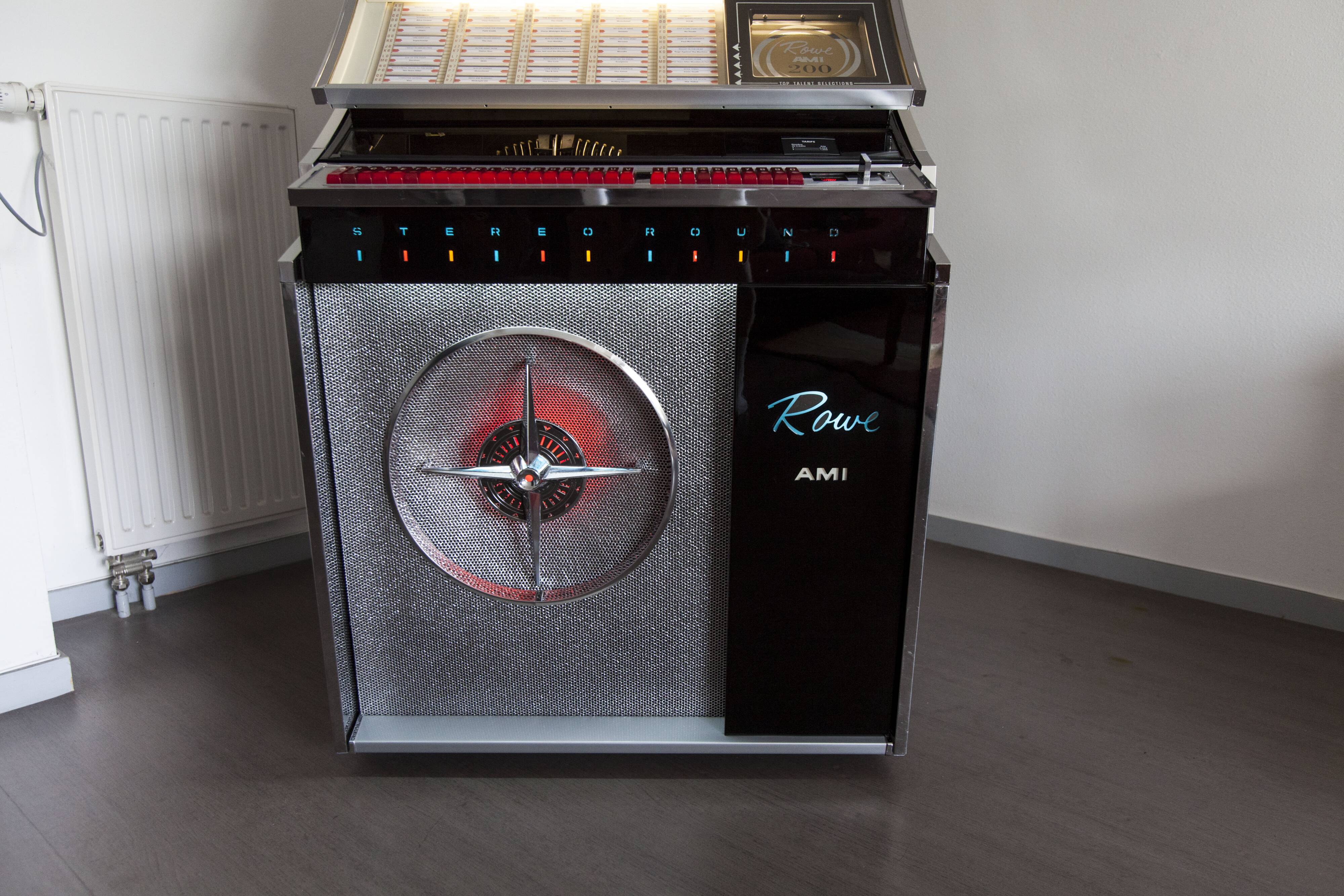 Jukebox Rowe friend from 1963 model "Jal" capa 100 vinyls pop, rock, metal compilation from 1950 to 1990
