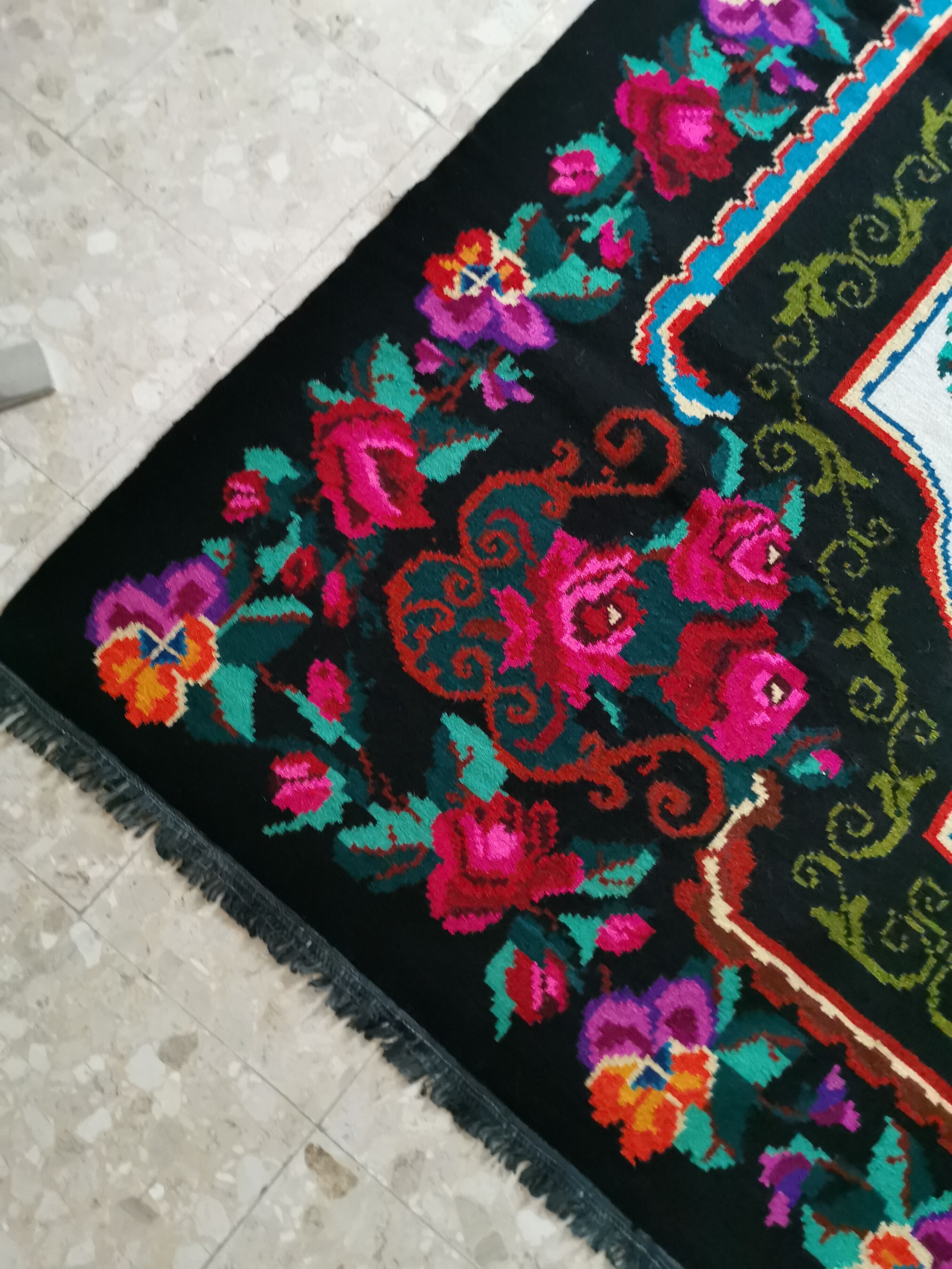 Moldovan kilim carpet