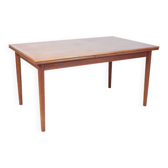 Danish dining table in teak.