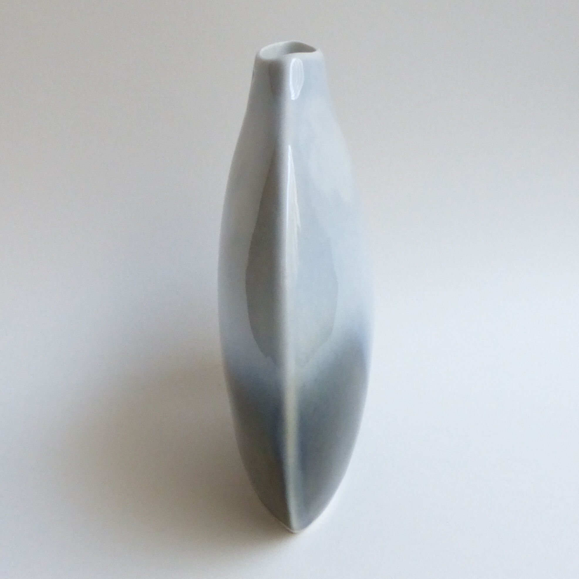 Virebent Porcelain Lenticular Vase 1970's-80's