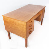 Desk in teak of Danish design from the 1960
