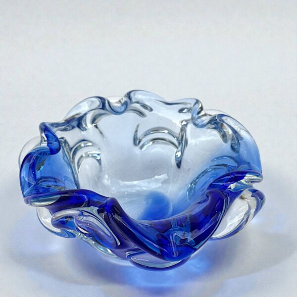 Grand vide-poche sommerso en verre bleu - Murano Venise 1960