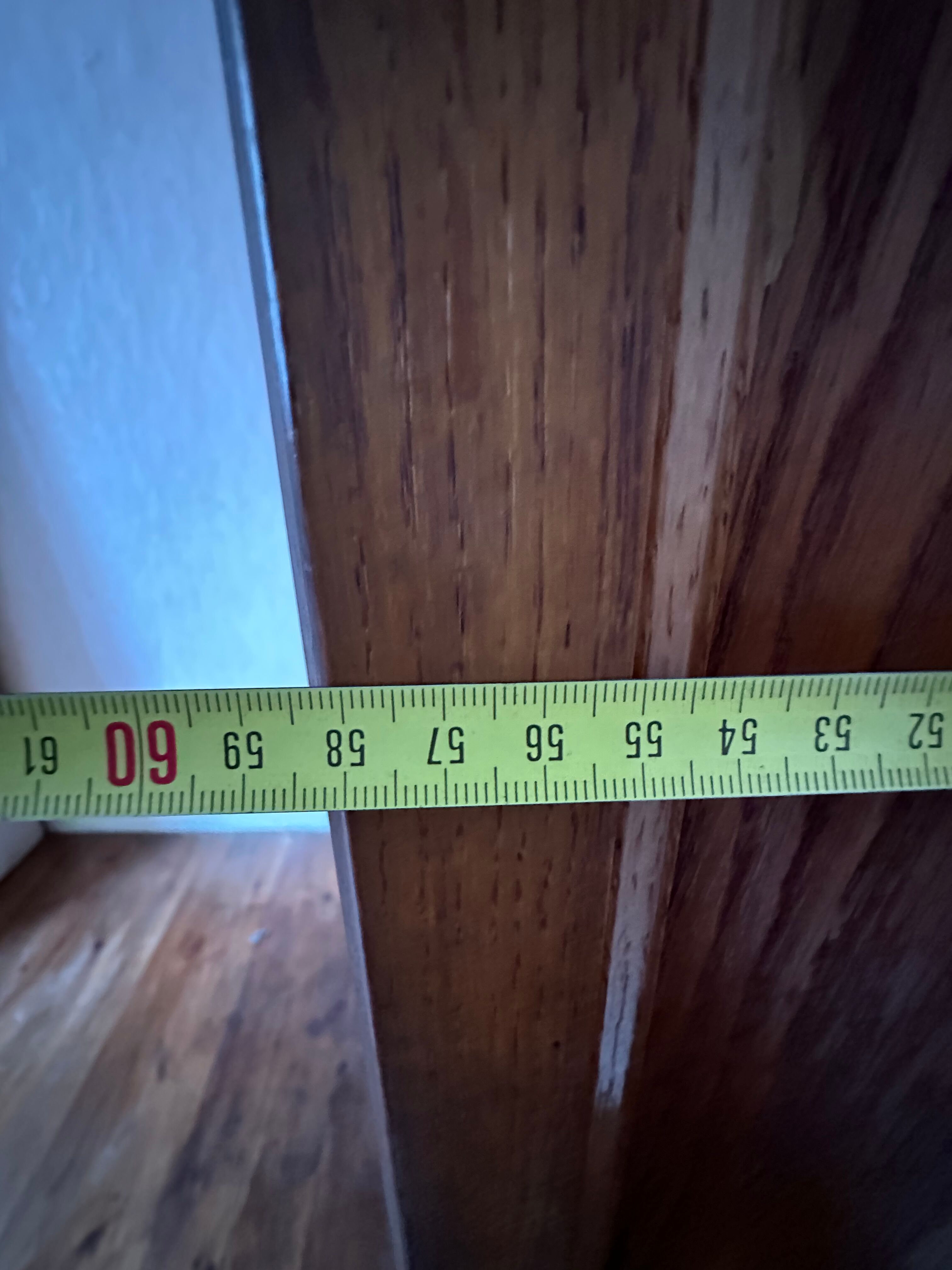 Wardrobe sliding doors