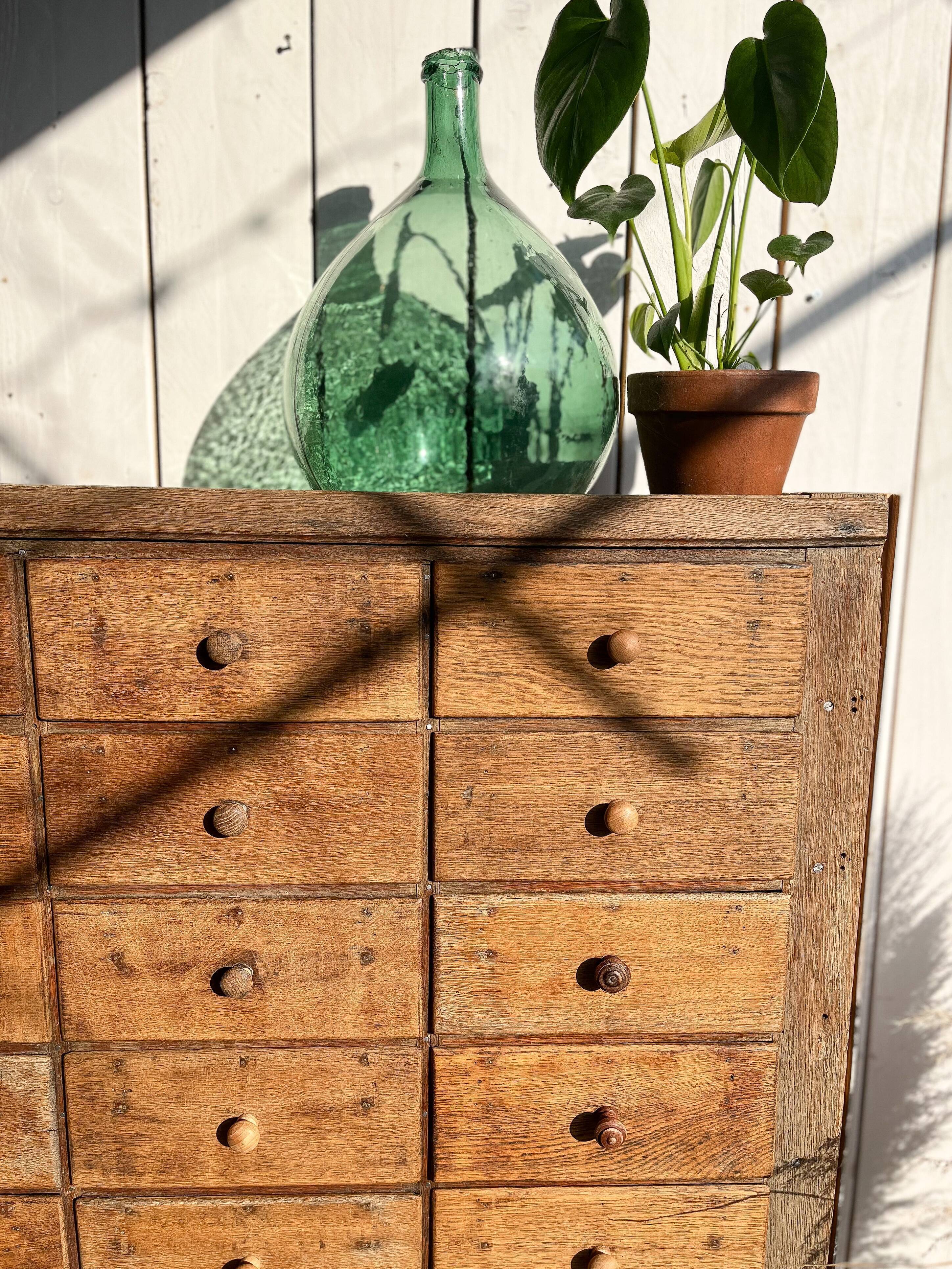 Old hardware trade furniture