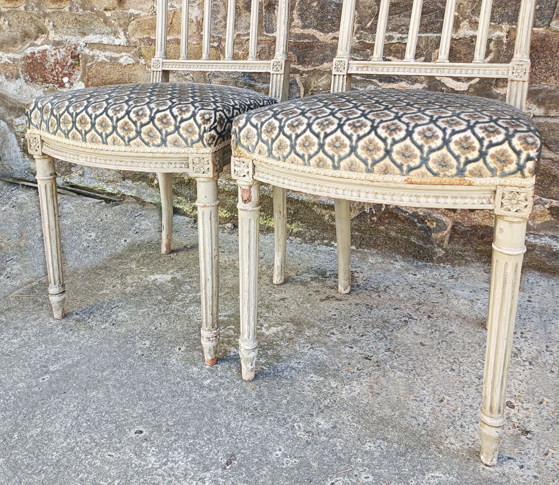 Pair of chairs Louis XVI, 1940