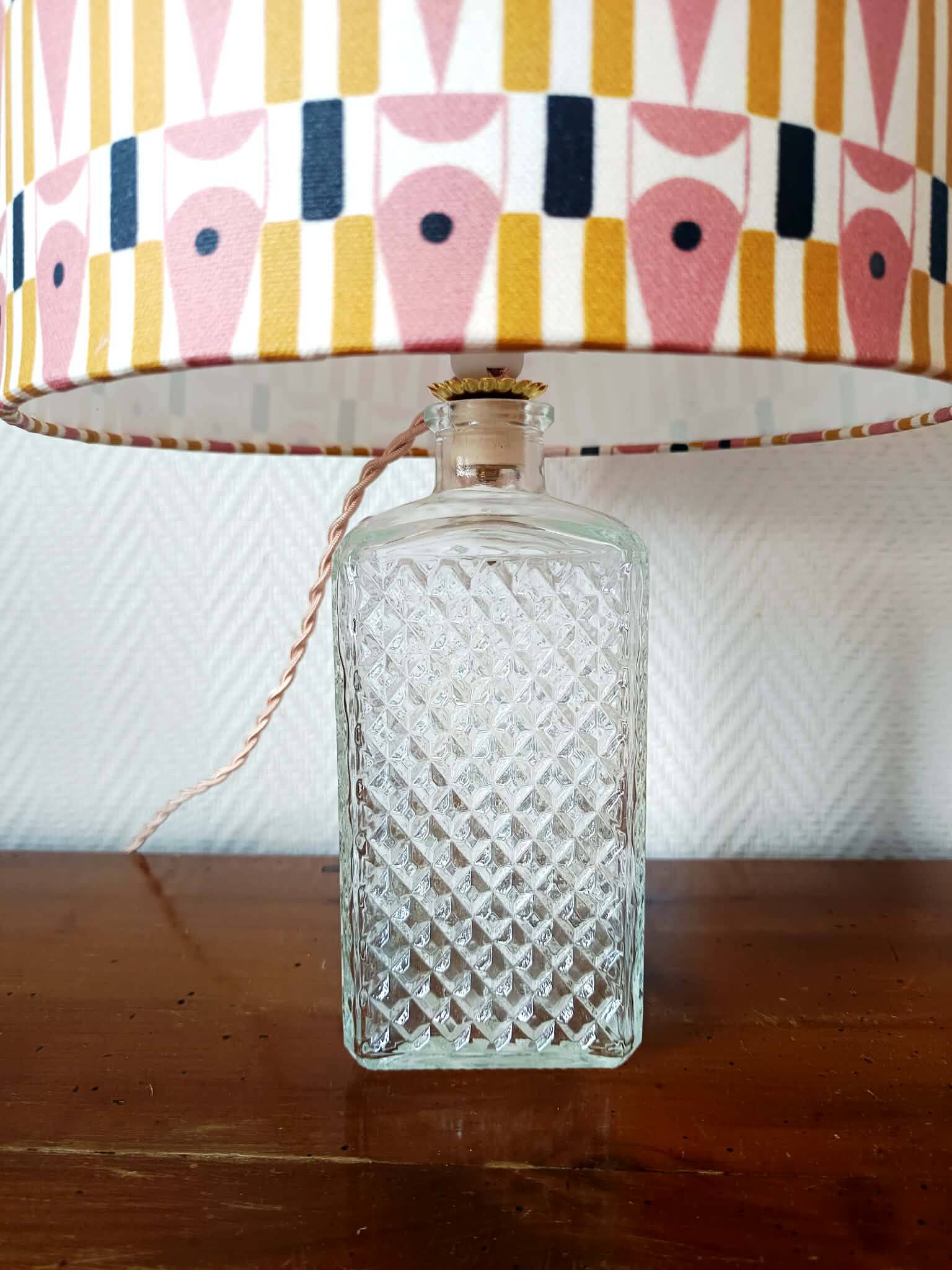 Whisky carafe lamp and abstract lampshade