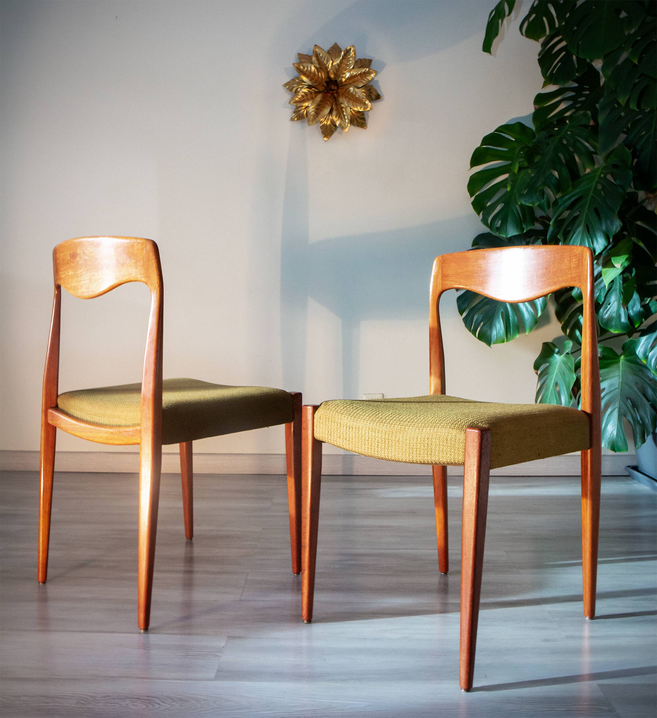 Scandinavian chair from the 1960s in the style of Niels Otto Møller.