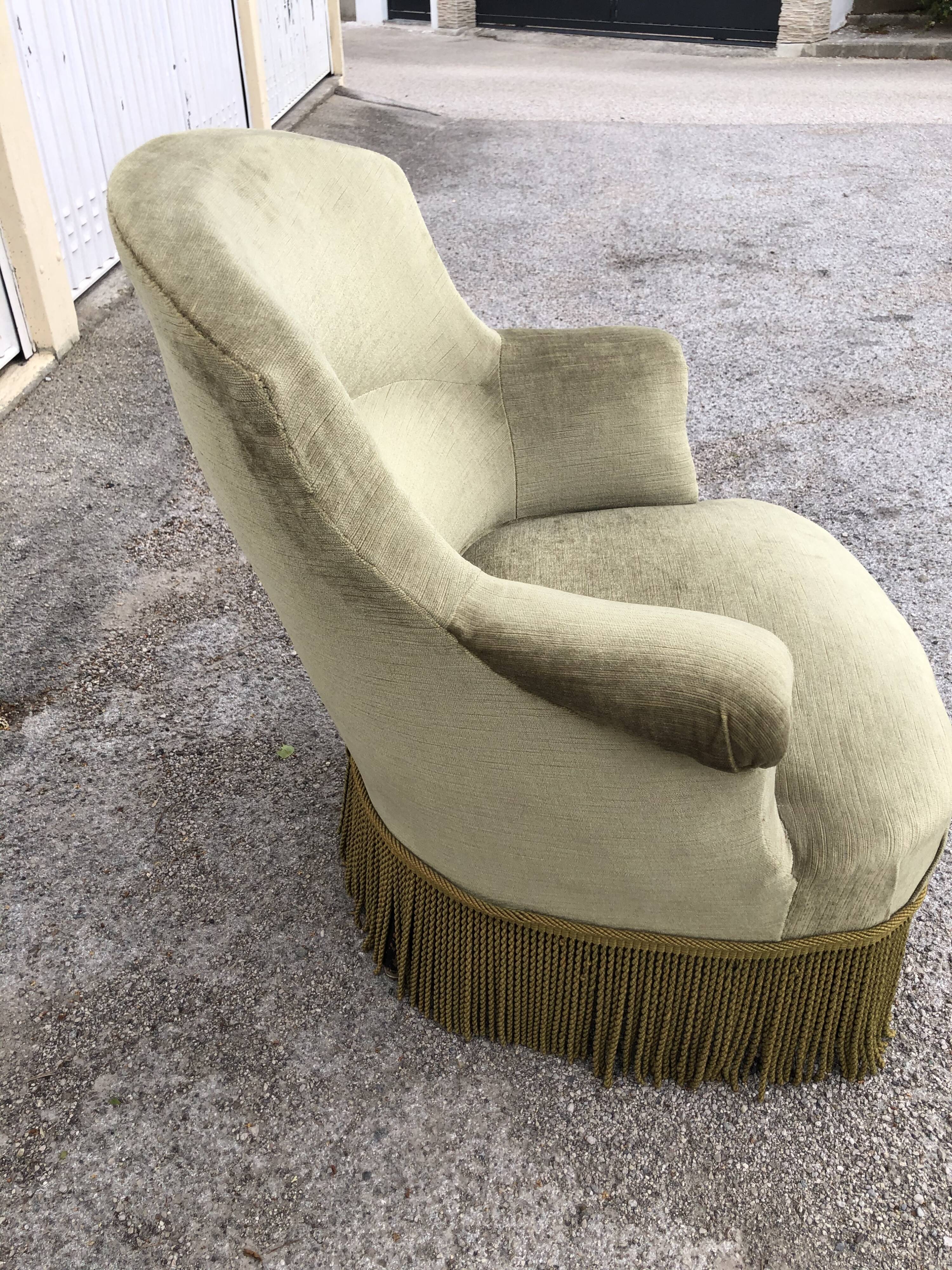 Green velvet toad armchair