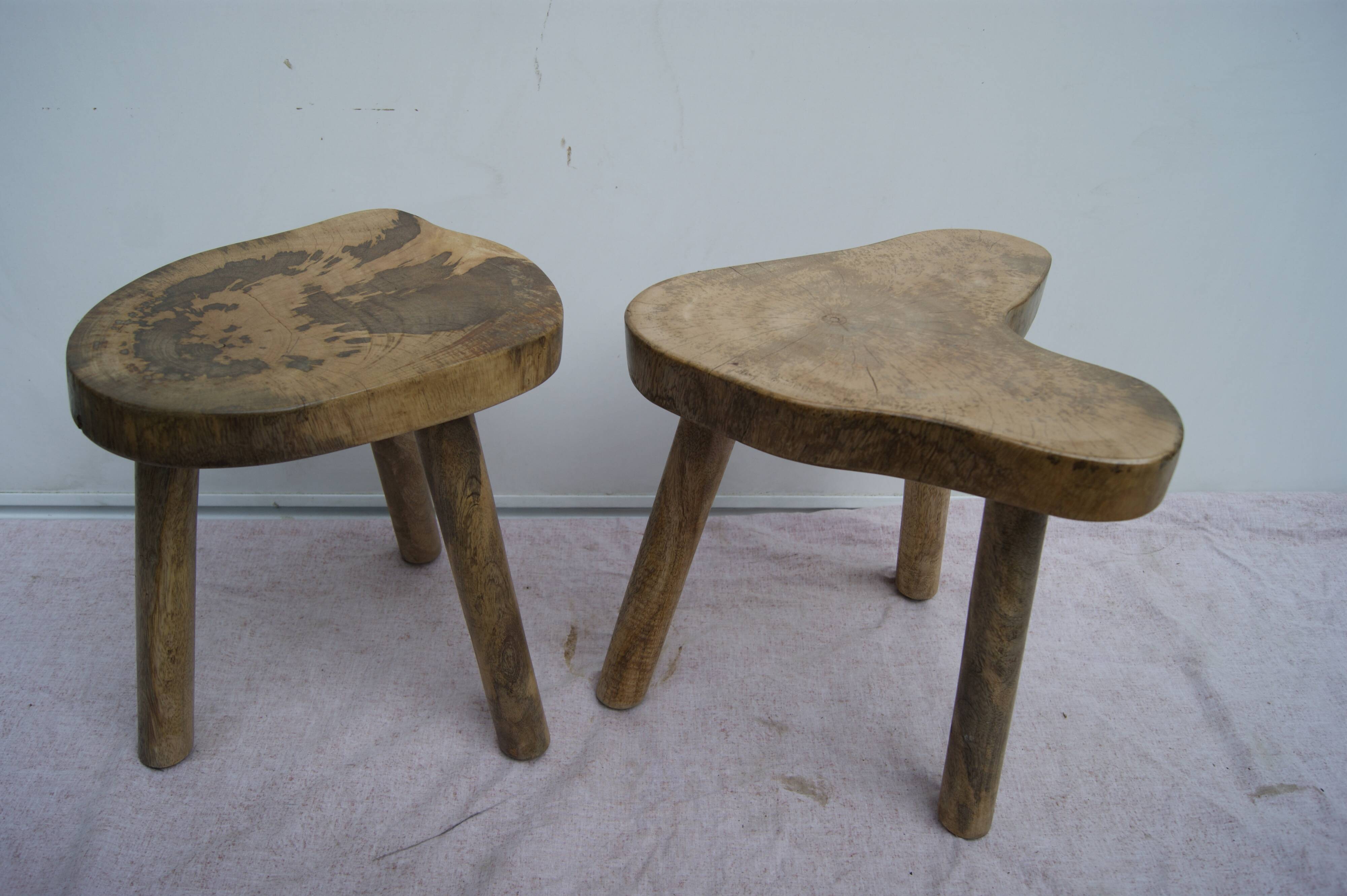 Pair of low tables harnesses mango wood