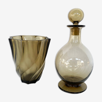 Lot vase and carafe