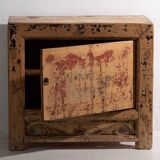 Ancien buffet rouge oriental (vers 1890)