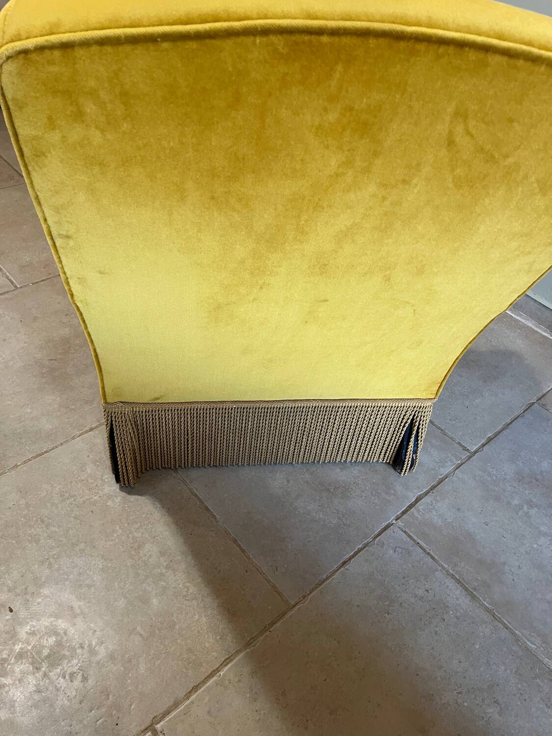 Golden velvet daybed