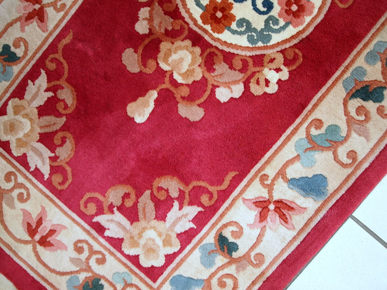 Carpet vintage Chinese art deco done hand 77 x 139cm 1970 s