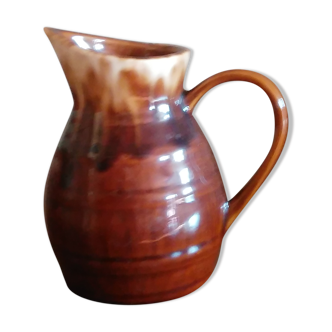 Sandstone milk pitcher