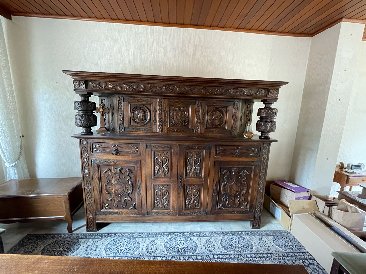 Old Basque Renaissance Buffet