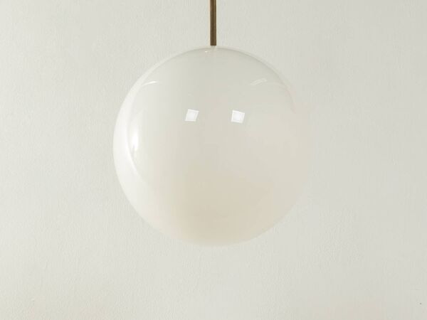 Plafonnier globe en verre, années 1950