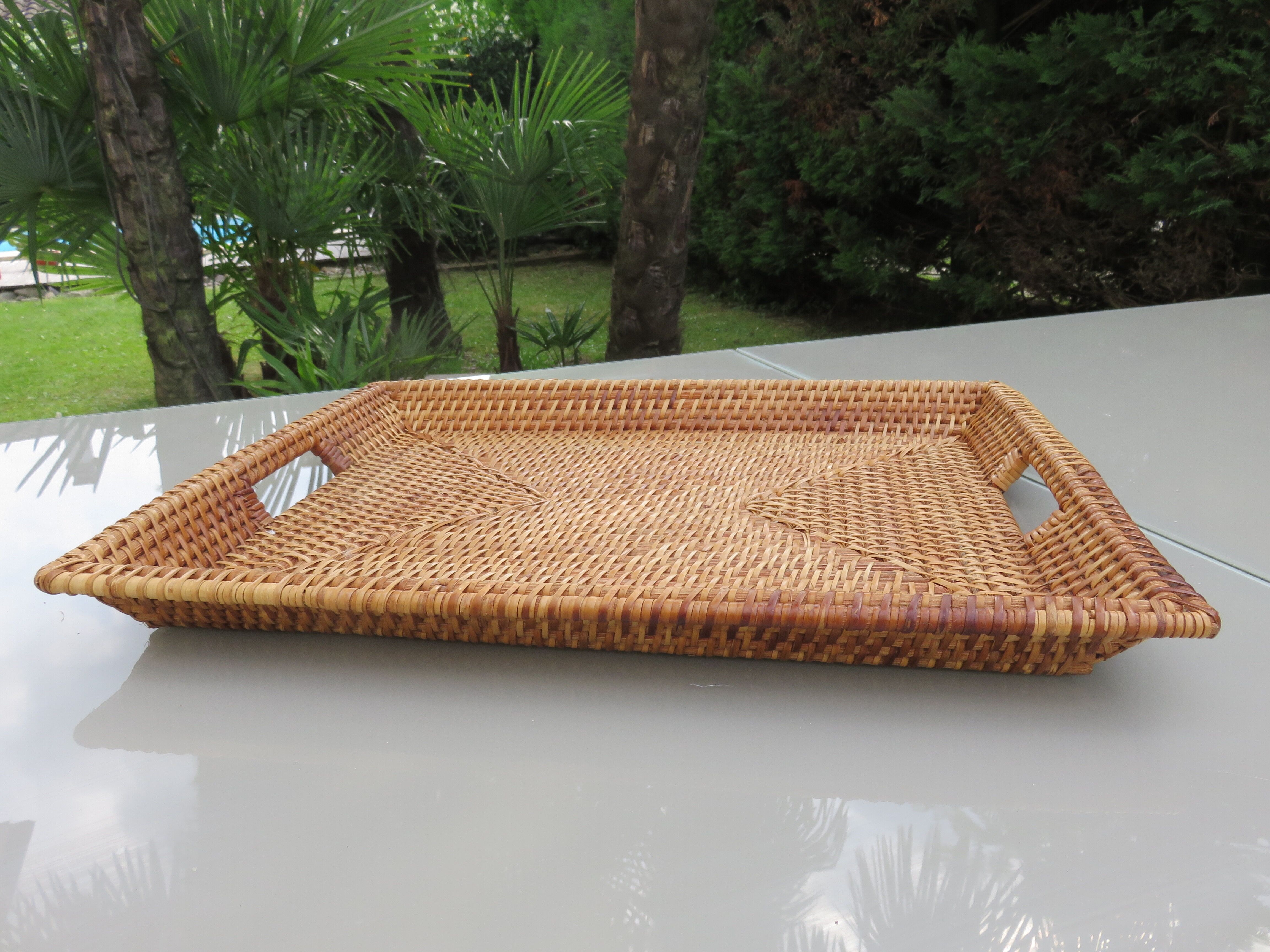 Tray with handles rattan