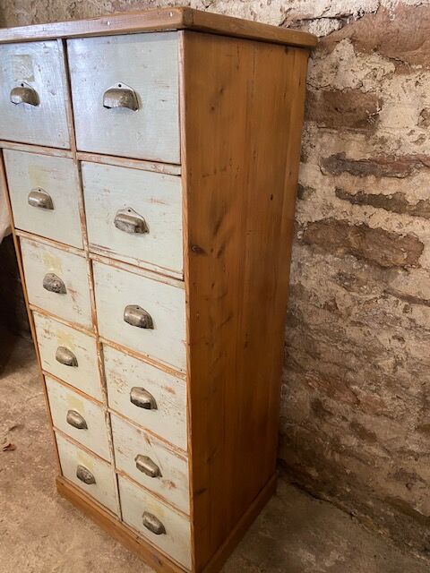 12-drawer cabinet