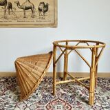 Rattan worker