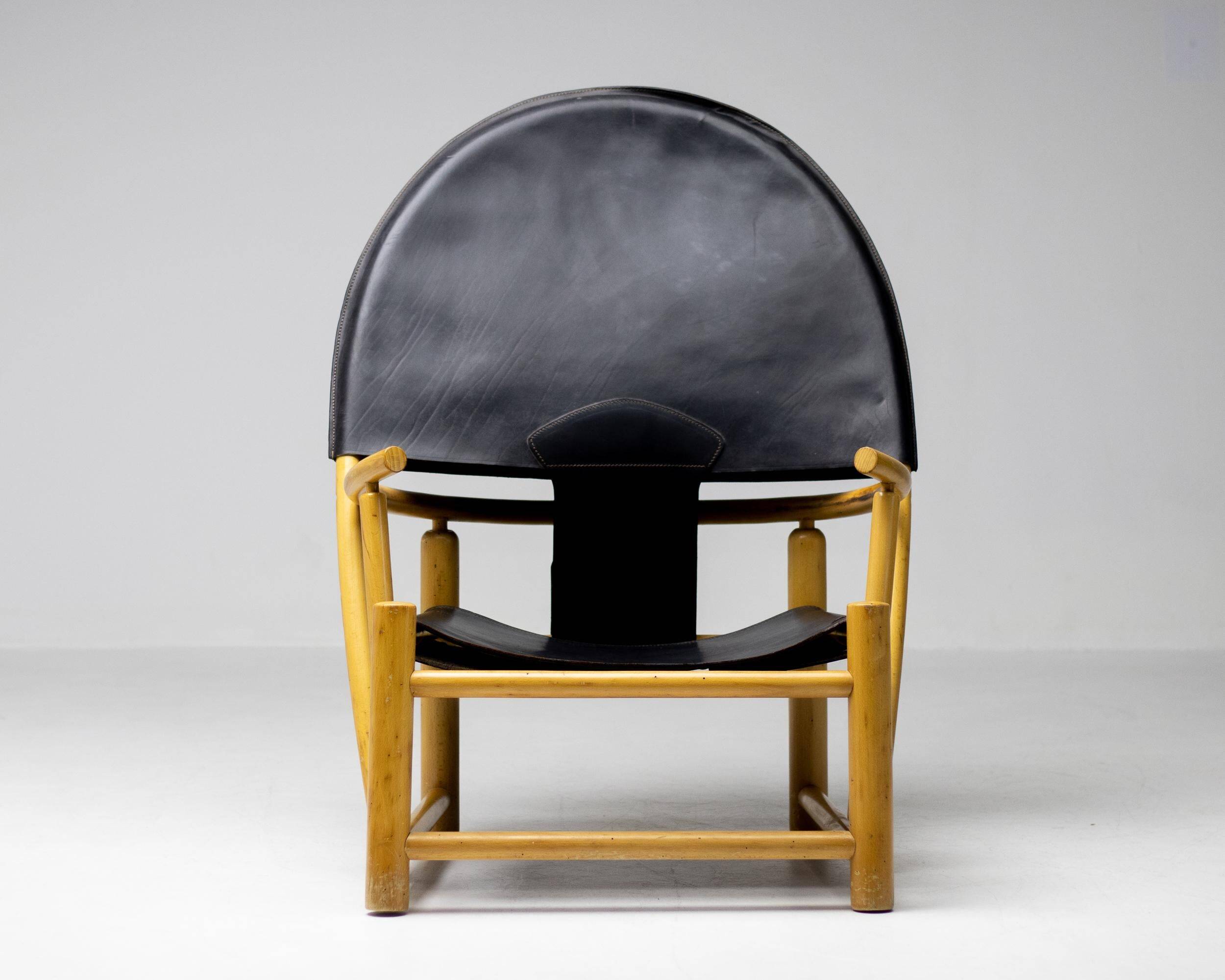 Piero Palange - G23 "Hoop" chair in Saddle black leather