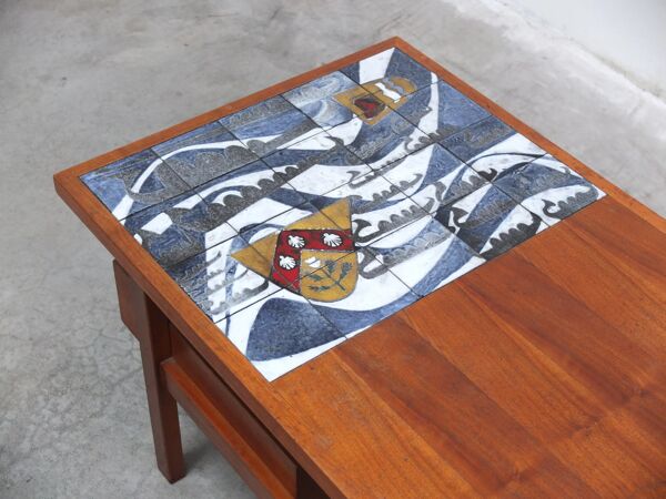Table basse en noyer avec carrelage en céramique par Jos De Mey pour Van Den Berghe-Pauvers, années 1960.