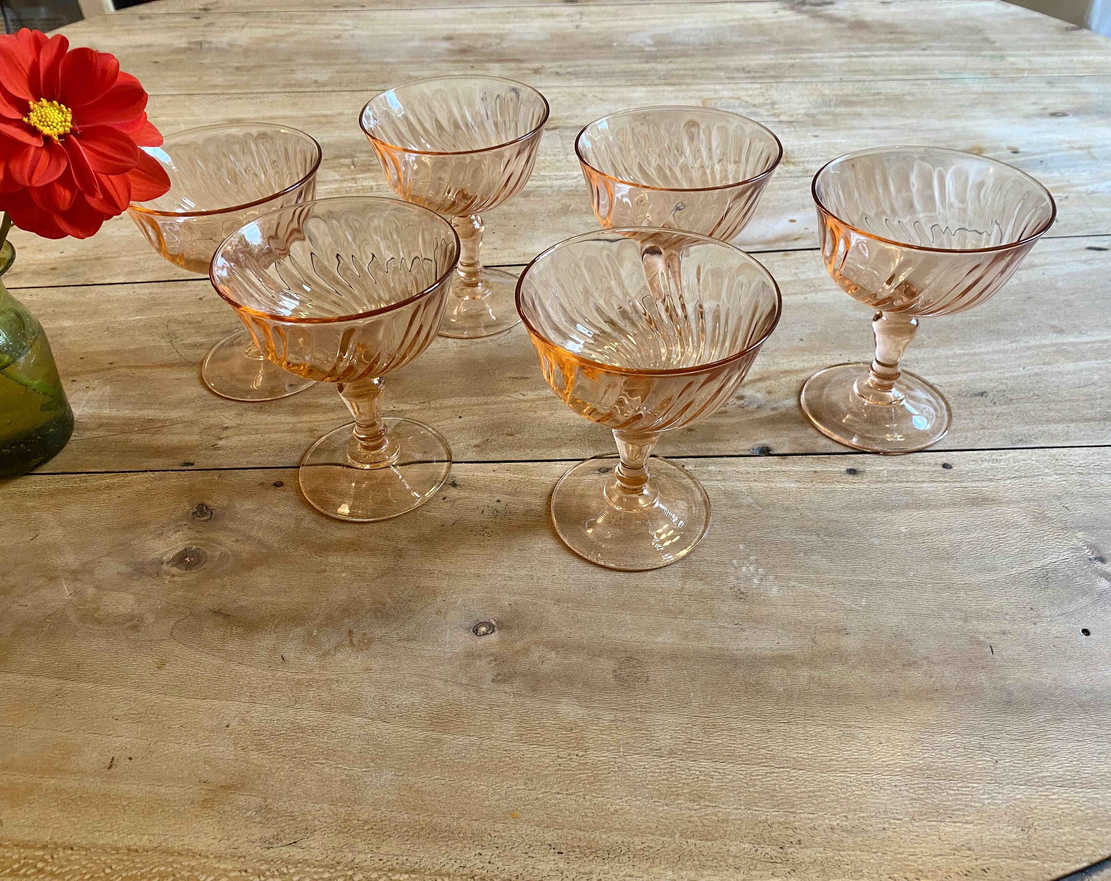 Set of 6 vintage rosaline champagne glasses