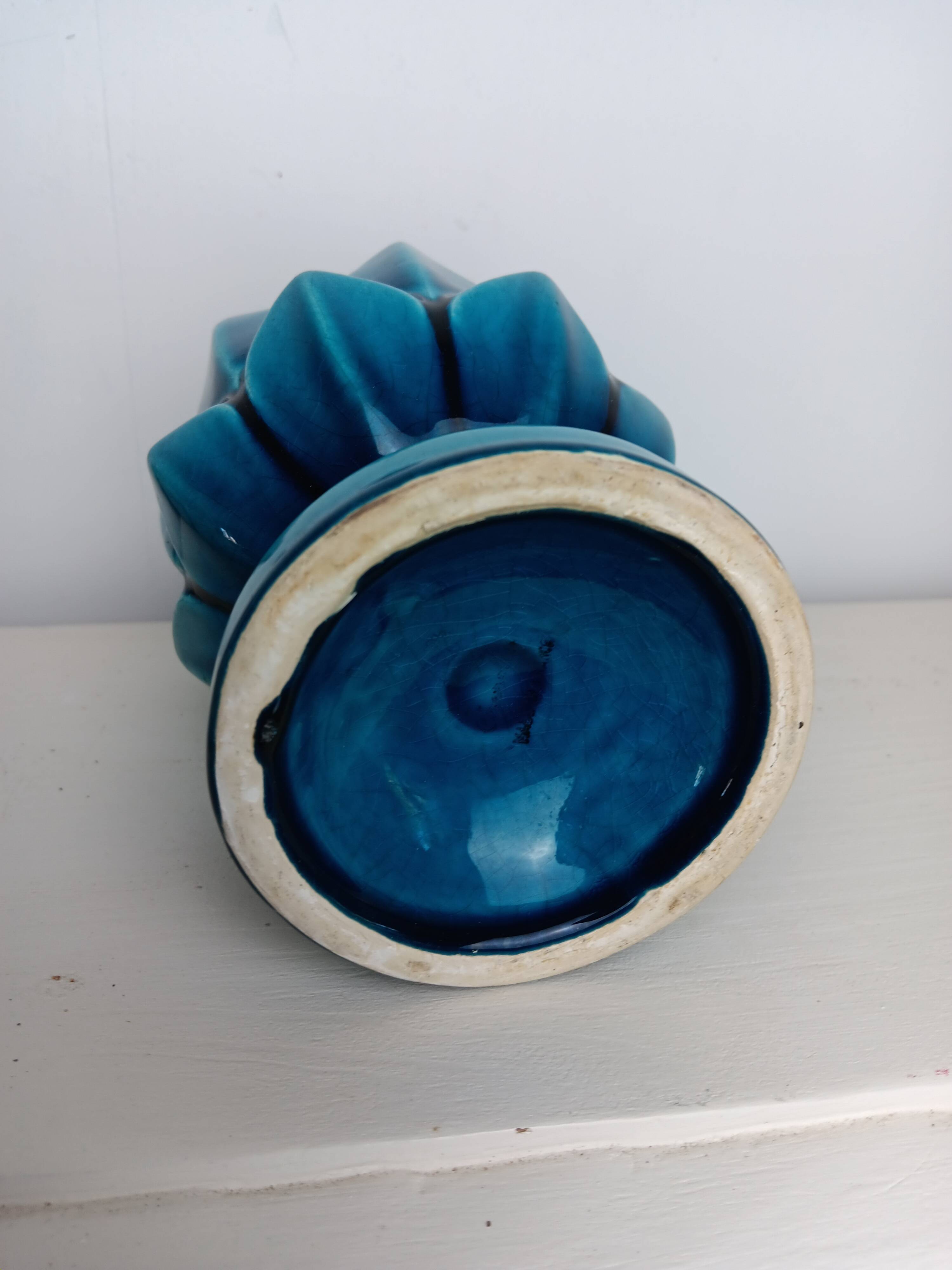 Artichoke Blue Turquoise Charolles pottery