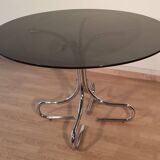 Table basse italienne du milieu du siècle en chrome et acier avec plateau rond en verre fumé, années 1960