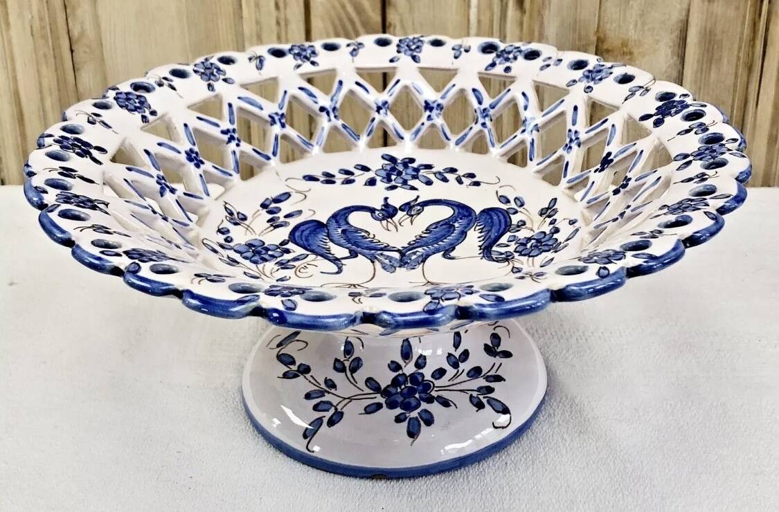 Old openwork bread fruit basket cup Martres Tolosane