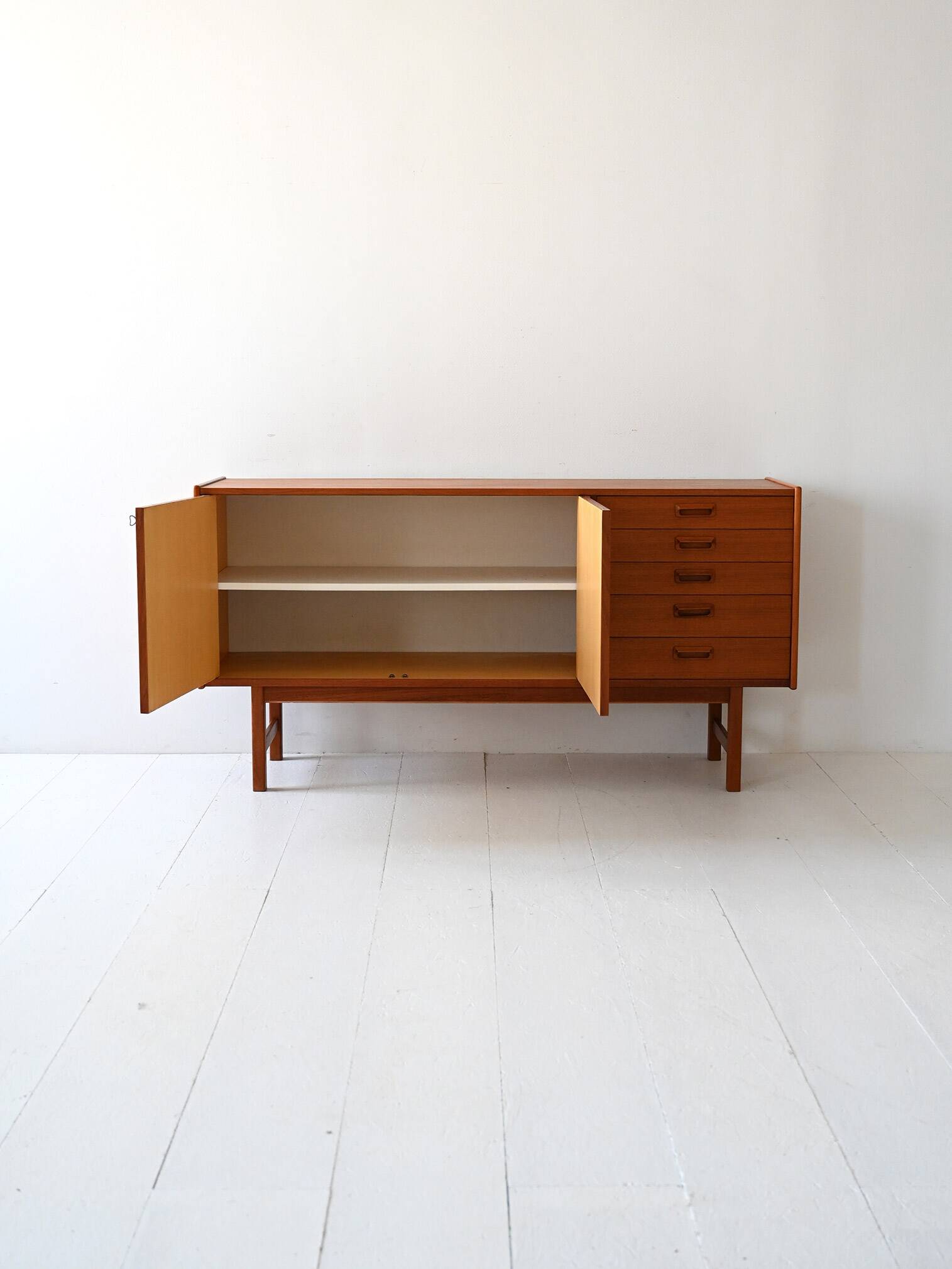 Scandinavian Teak Sideboard with Sculpted Drawers, 1950s/1960s