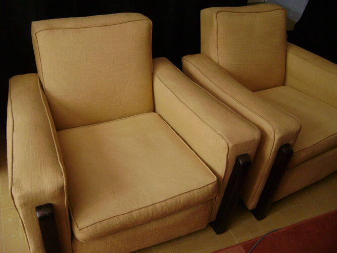 Paire de fauteuils des années 1970 coton perlé bouclette jaune
