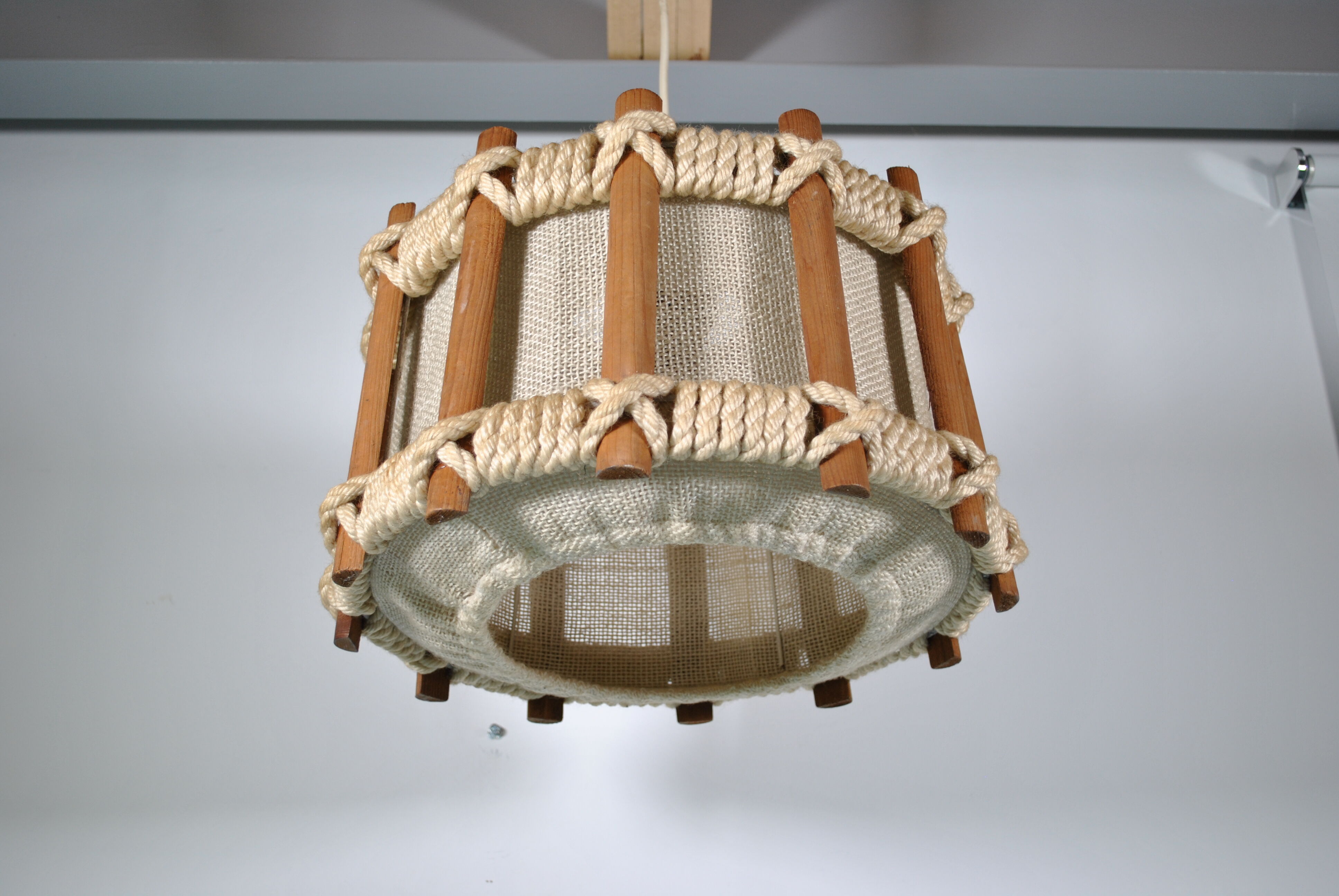 Suspension in rope and wood 1970