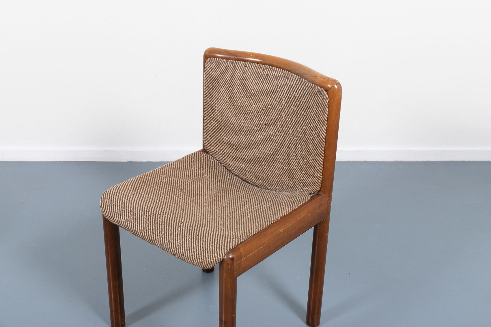 Set of 4 vintage Italian chairs 1970