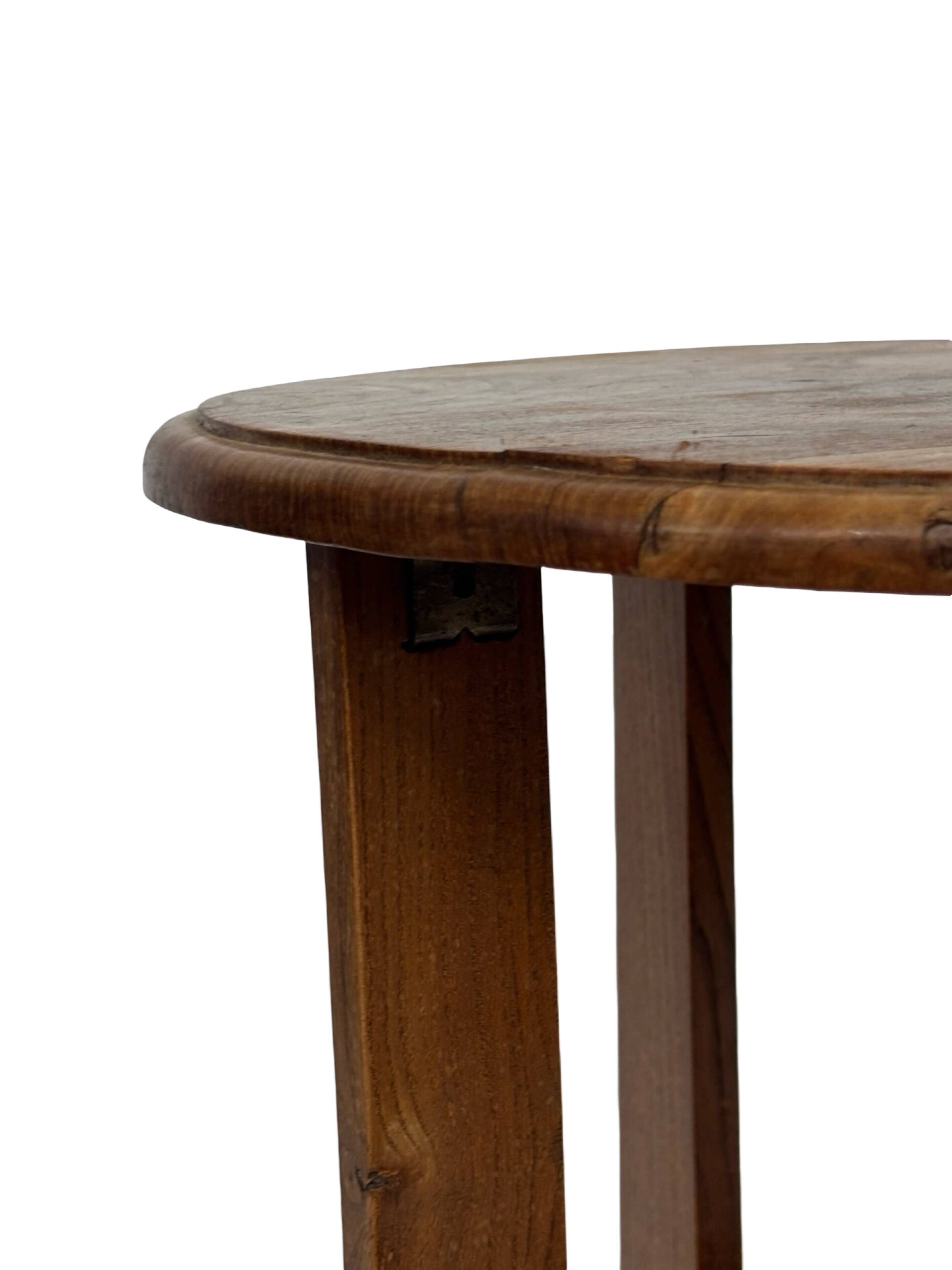 Table d'appoint Art Déco petite en chêne design minimaliste