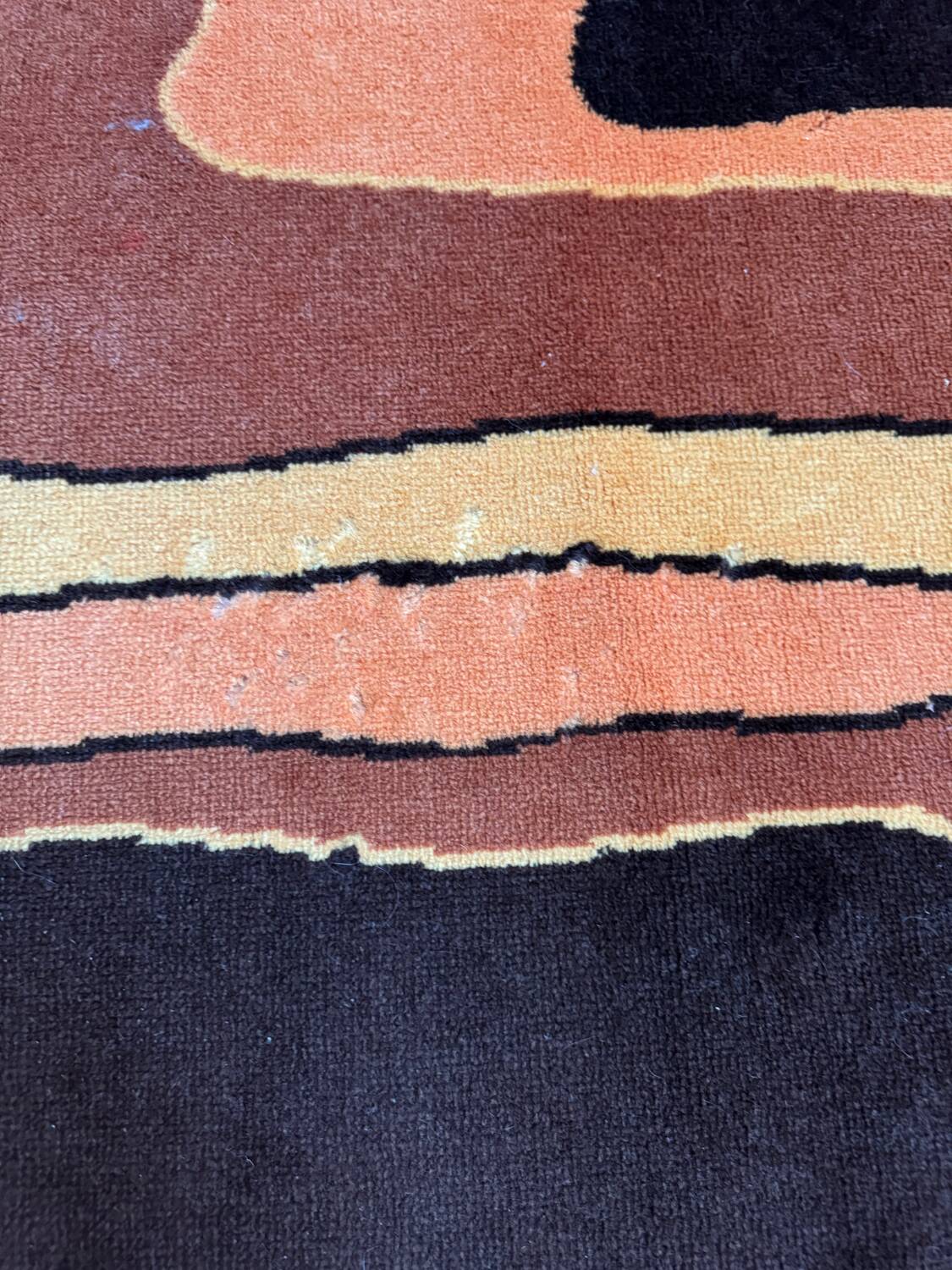 Vintage graphic rug / Amazon