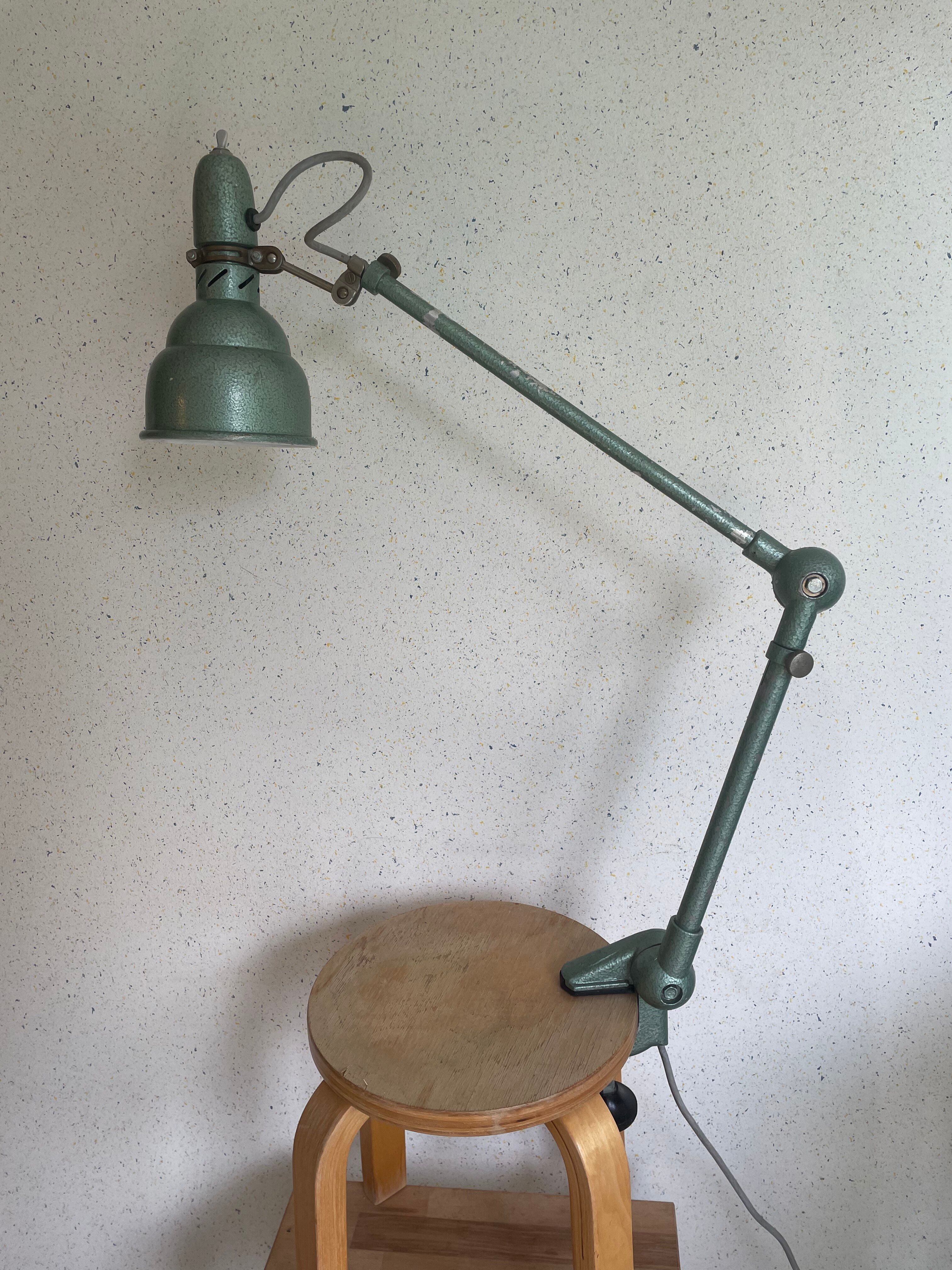 Lampe industrielle LUMINA