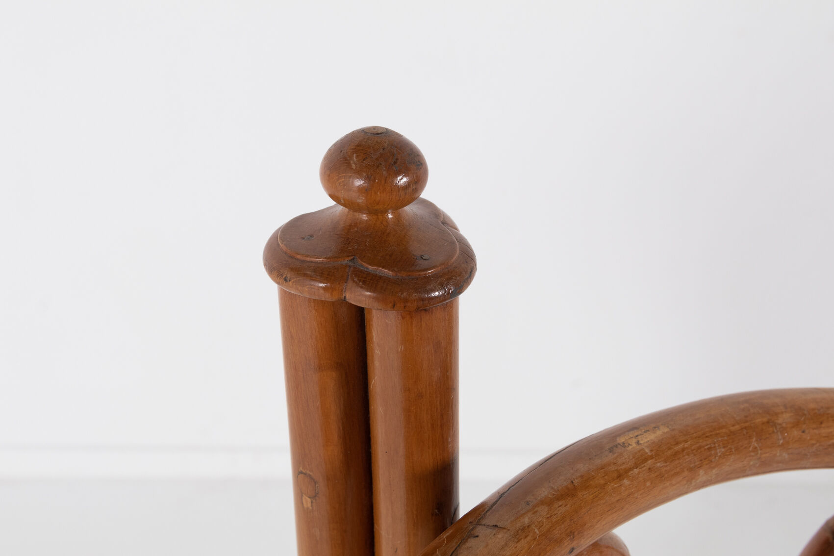 Baby cradle Thonet NR. 2