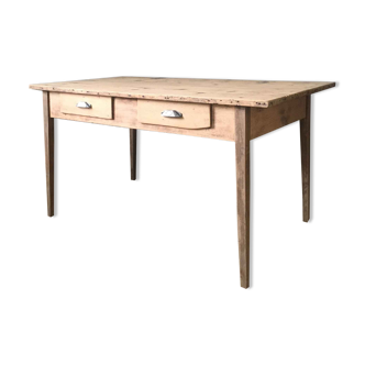Table à manger ancienne
