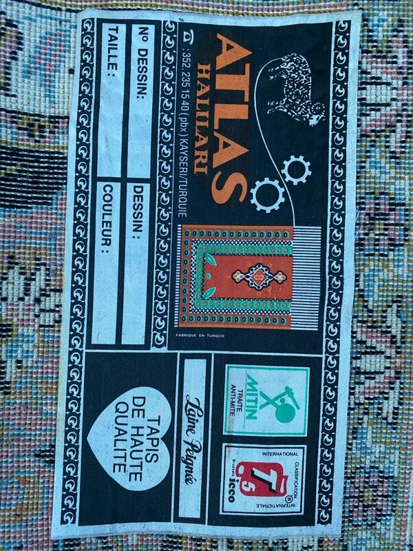 Large Persian style rug 202x300 cm