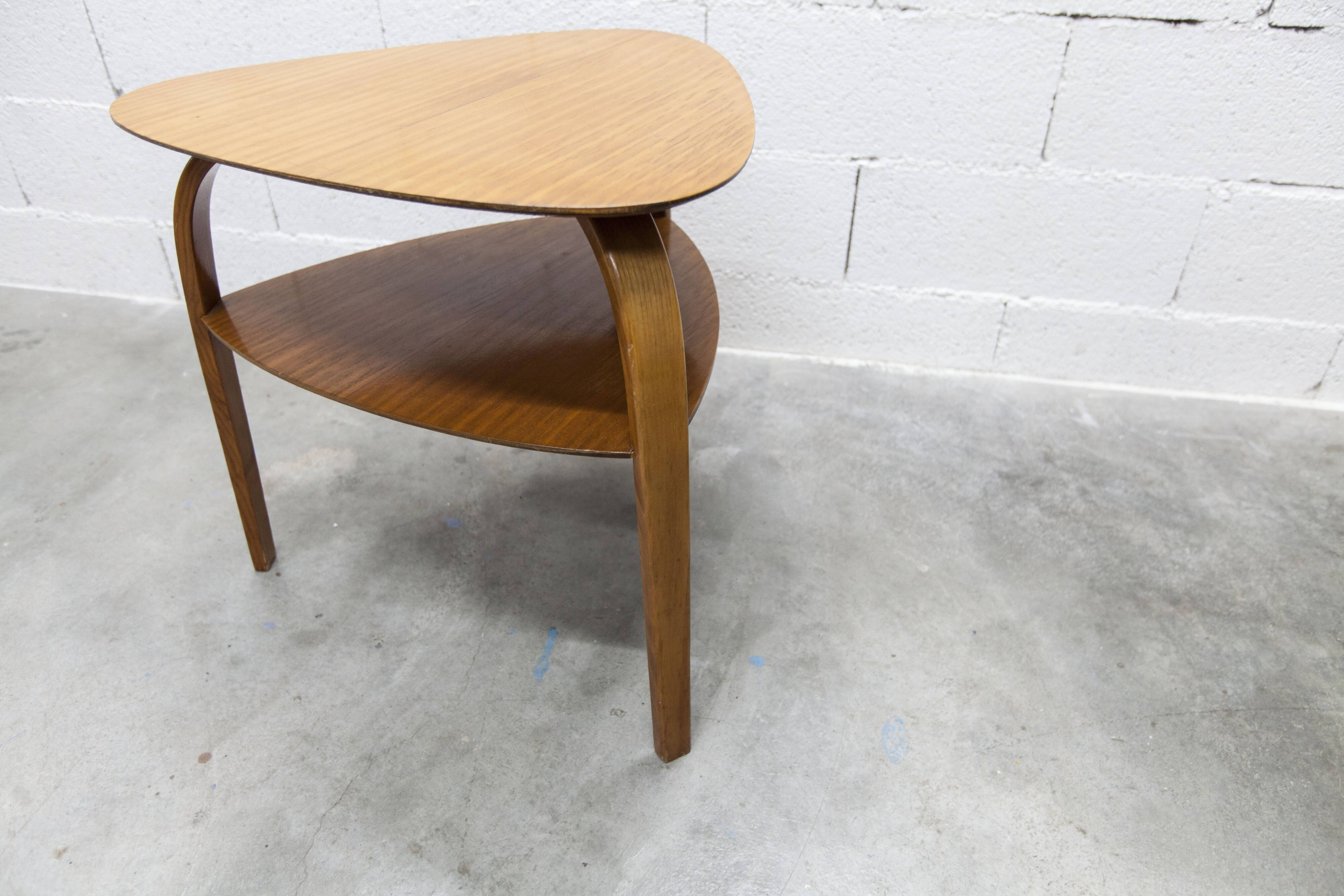 Guéridon / table basse tripode Bow Wood dessin Steiner pour Baumann 1960