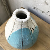 Vase en terre craquelée artisanal