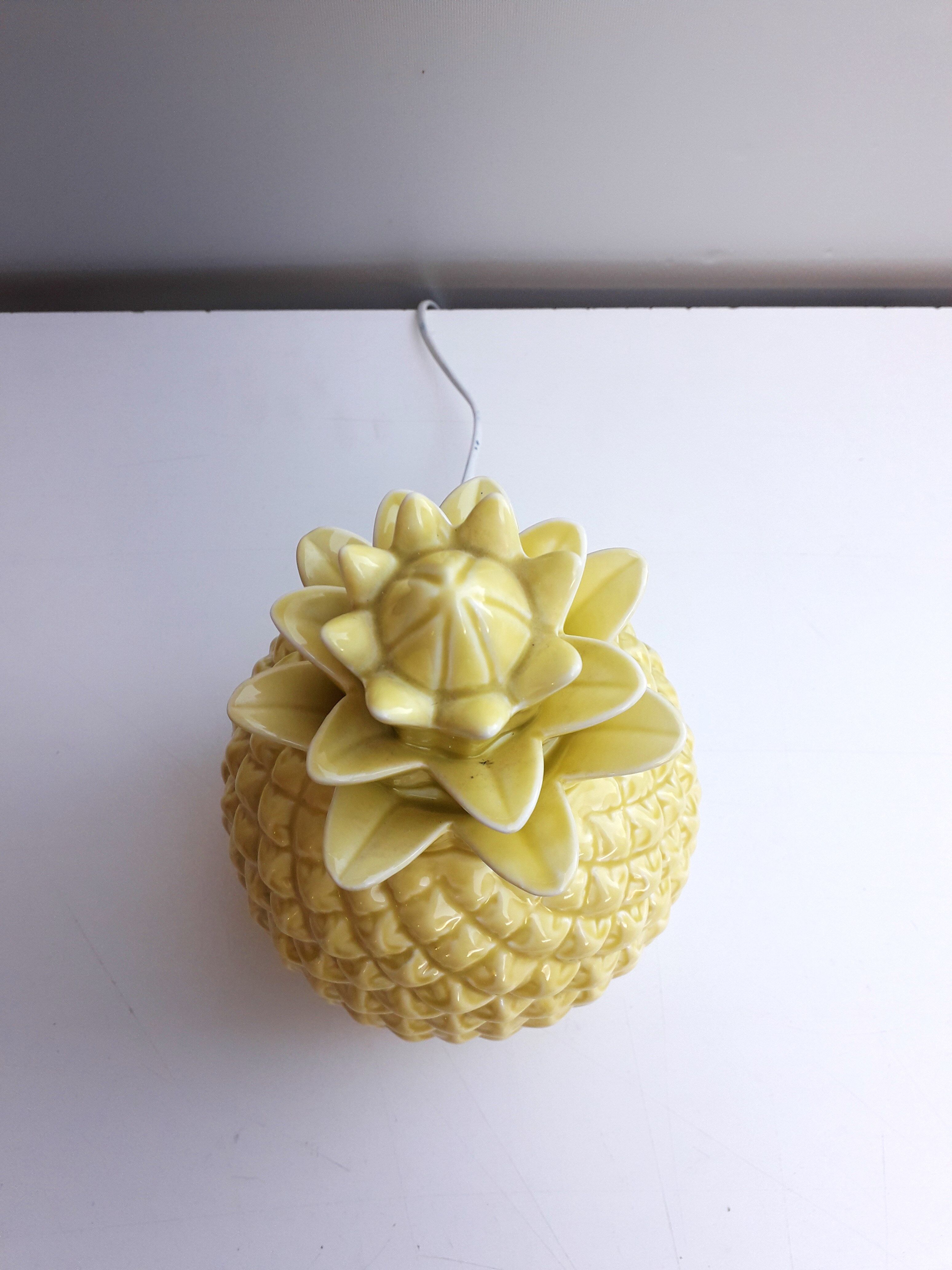 Ceramic pineapple lamp 1990 2000