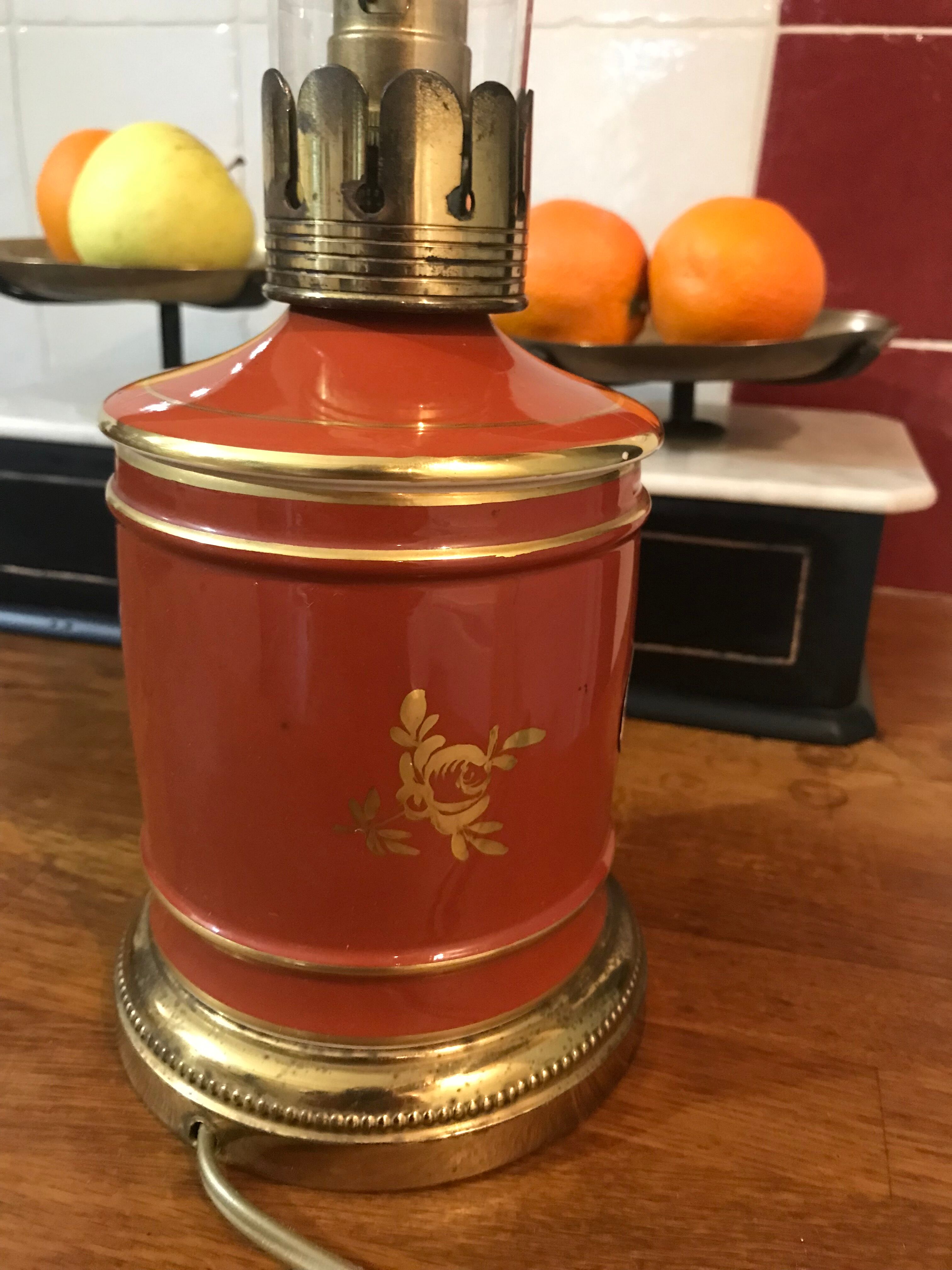Table lamp pot to pharmacy